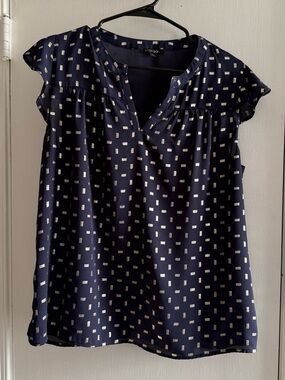 Papermoon (Stitch Fix) Navy Blue Geometric Cap-Sleeve Blouse Size M